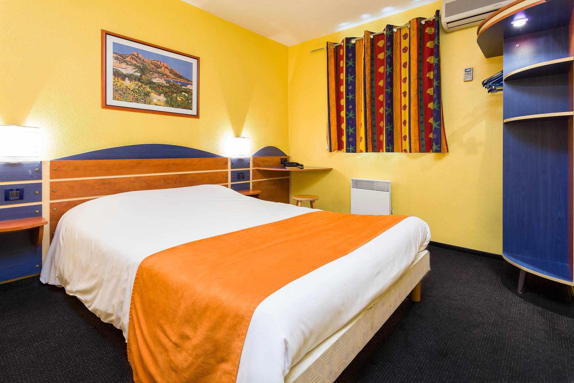 B&B HOTEL Bordeaux Mérignac Aéroport Exterior foto
